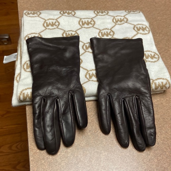 Sim Italian Leather Gloves - Picture 1 of 5